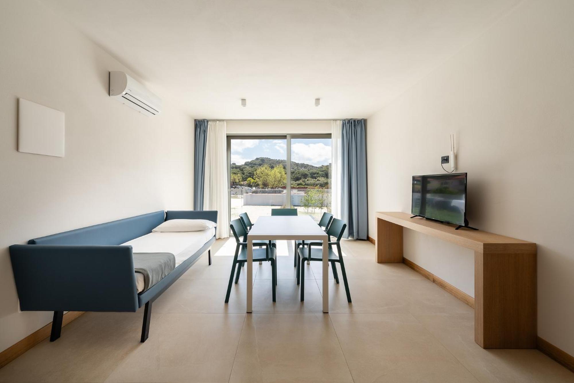 Hotel Delfino Procchio  Exterior photo